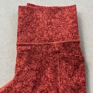 Athleta Salutation Stash 7/8 Textured Tight Small